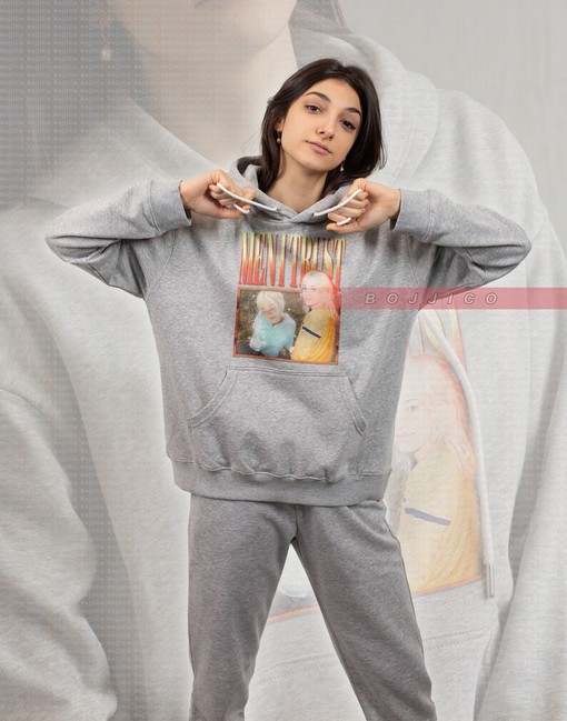 Minimalist Men I Trust Sweater - Vintage Indie and Homage Tshirt - Image 2