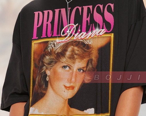 Minimalist Princess Diana T-Shirt - Retro Style Fan Tee with British Royalty Quote - Image 2