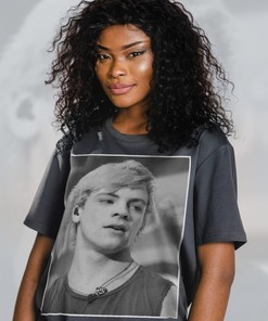 Minimalist ROSS LYNCH Fan Tshirt, R5 Lynch Pop Rock Band Sabrina Tee - Movie Shirts