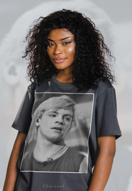 Minimalist ROSS LYNCH Fan Tshirt, R5 Lynch Pop Rock Band Sabrina Tee - Movie Shirts