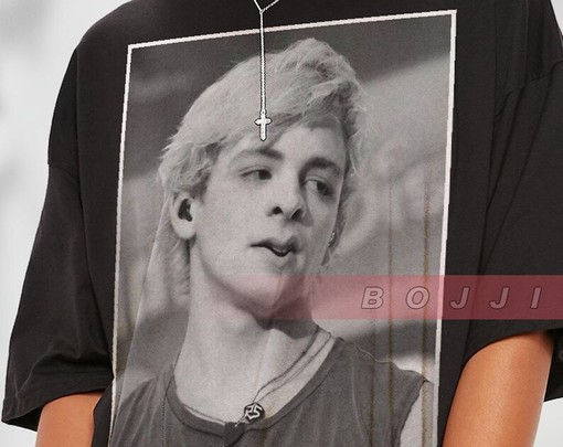 Minimalist ROSS LYNCH Fan Tshirt, R5 Lynch Pop Rock Band Sabrina Tee - Movie Shirts - Image 2