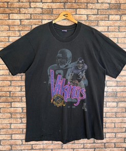 Minnesota Vikings All Single Stitch Vintage Style 90s NFL Sweatshirt T-shirt - Ideal Gift for Fans - Retro NCAA Shirts