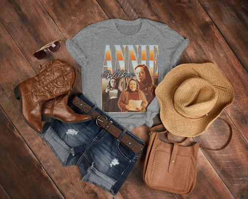 Misery Annie Wilkes Character Shirt - Vintage Annie Wilkes Shirt - Annie Wilkes Homage Tshirt - Minimalist Movie Shirt - Image 3