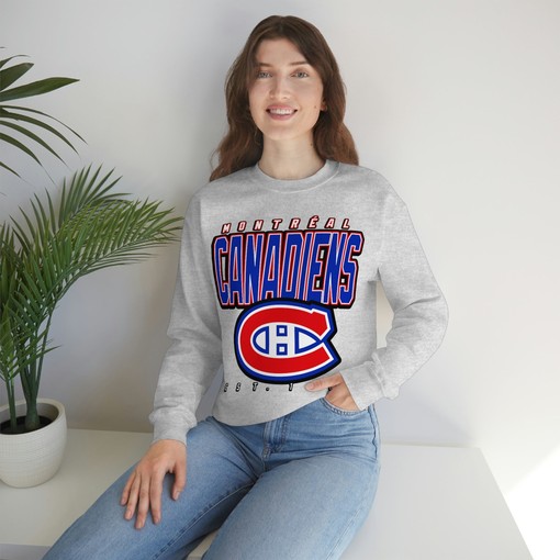 Montreal Canadiens Vintage 90's NHL Sweatshirt T-Shirt for Hockey Lovers - Image 4