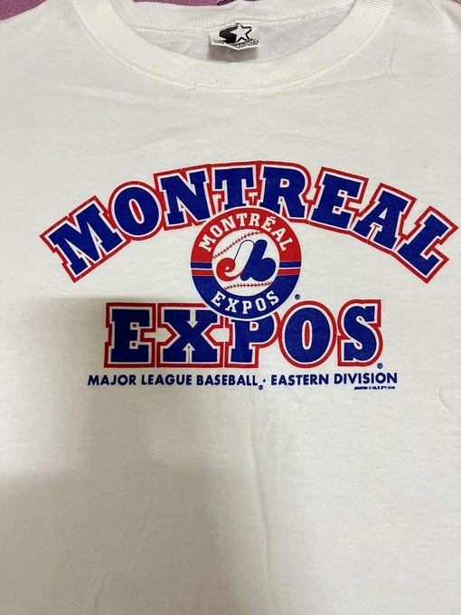 Montreal Expos Vintage Style Sweatshirt T-shirt for NFL Fans - Image 2