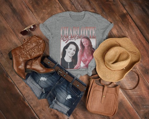 Movie Fans Gifts: Classic Sex And The City T-Shirt For Women, Unisex Tee For SATC Fans, Vintage 90s Inspired Tee - Image 3
