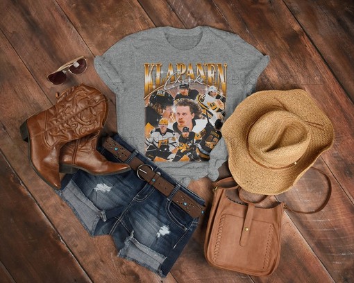 Movie Shirts For Men: CHEEKS KLAPANEN Shirt, Ice Hockey Player Tee, Hockey Vintage Shirt, Cheeks Shirt - Image 3
