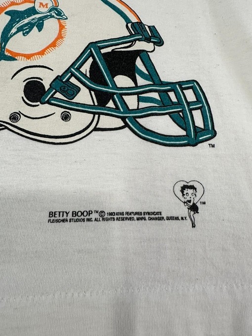 NCAA 1993 Miami Dolphins Sweatshirt T-shirt with Betty Boop Pin Up Girl - Ideal Gift for NFL Fans - Image 3