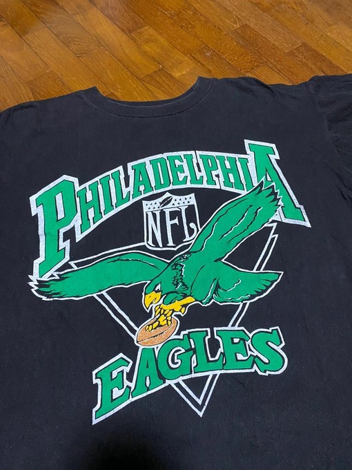 NCAA 1993 Philadelphia Eagles Vintage Style Sweatshirt T-shirt - Ideal Gift for NFL Fans - Image 2