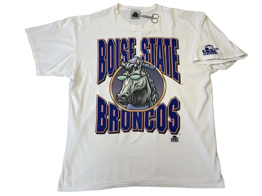 NCAA 1996 Boise State Broncos Vintage Style Sweatshirt T-shirt - Ideal Gift for NFL Fans