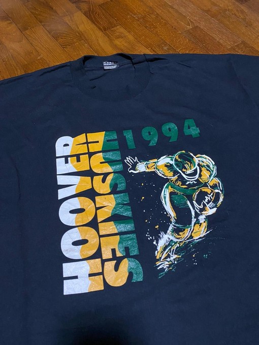 NCAA 94 Hoover Huskies State Play-Offs Team Roster Sweatshirt T-shirt - Ideal Gift for NFL Fans - Image 2