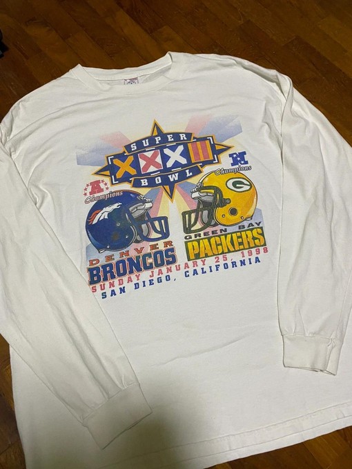NCAA 98 Denver Broncos Vs Green Bay Packers Super Bowl Sweatshirt T-shirt - Ideal Gift for NFL Fans