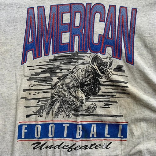 NCAA American Football Vintage Style 90s Sweatshirt T-shirt - Ideal Gift for NFL Fans - Image 2
