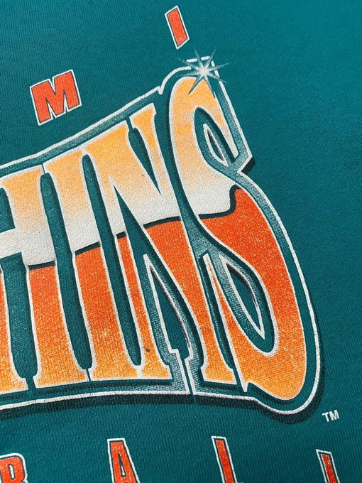 NCAA Miami Dolphins 1994 Big Logo Sweatshirt T-shirt - Ideal Gift for NFL Fans - Image 3