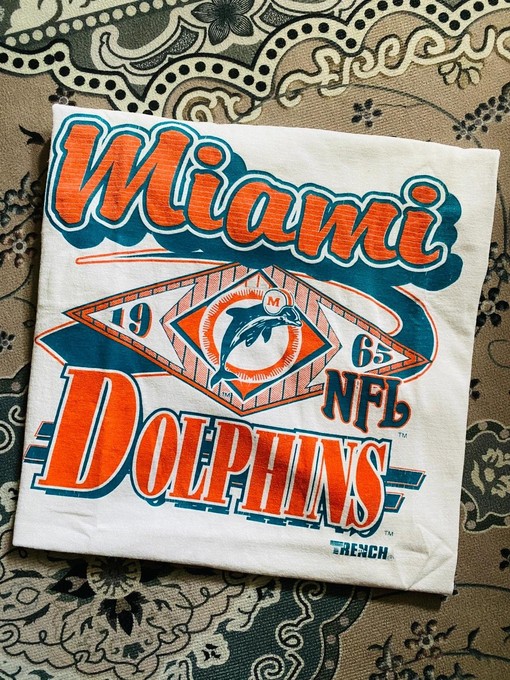 NCAA Miami Dolphins Vintage Style Sweatshirt T-shirt - Ideal Gift for NFL Fans - Image 2
