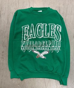 NCAA Philadelphia Eagles 90s Retro Sweatshirt T-shirt - Ideal Gift for NFL Fans