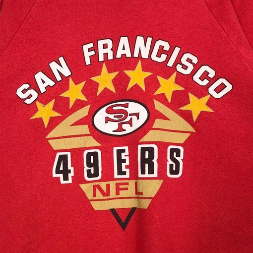 NCAA San Francisco 49ers 90s Vintage Style Sweatshirt T-shirt - Ideal Gift for NFL Fans - Image 2