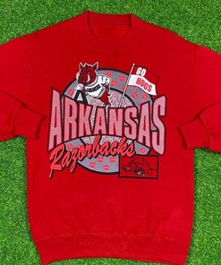 NCAA Shirt Kids - Vintage University Of Arkansas Razorbacks NCAA Sweatshirt Retro 90S Arkansas Sweater