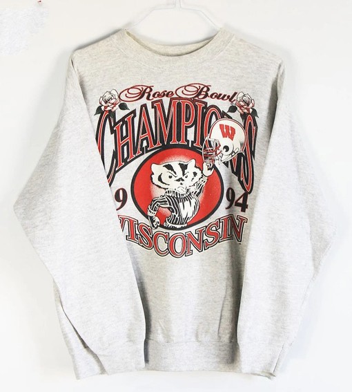 NCAA Vintage Style Wisconsin Badgers Rose Bowl Sweatshirt - University of Wisconsin Shirts