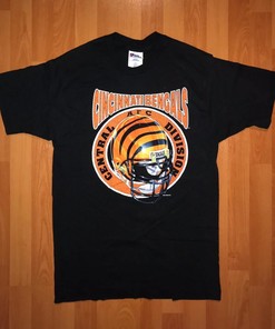 NFL Cincinnati Bengals Pro Player Sweatshirt T-shirt - Vintage Style NFL Football Teams Gifts for Fans