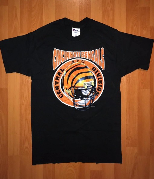 NFL Cincinnati Bengals Pro Player Sweatshirt T-shirt - Vintage Style NFL Football Teams Gifts for Fans