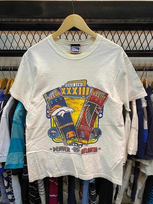 NFL Denver Vs Atlanta 1999 Pro Player Sweatshirt T-shirt - Vintage Style Gifts for NFL Fans with Retro NFL Shirts