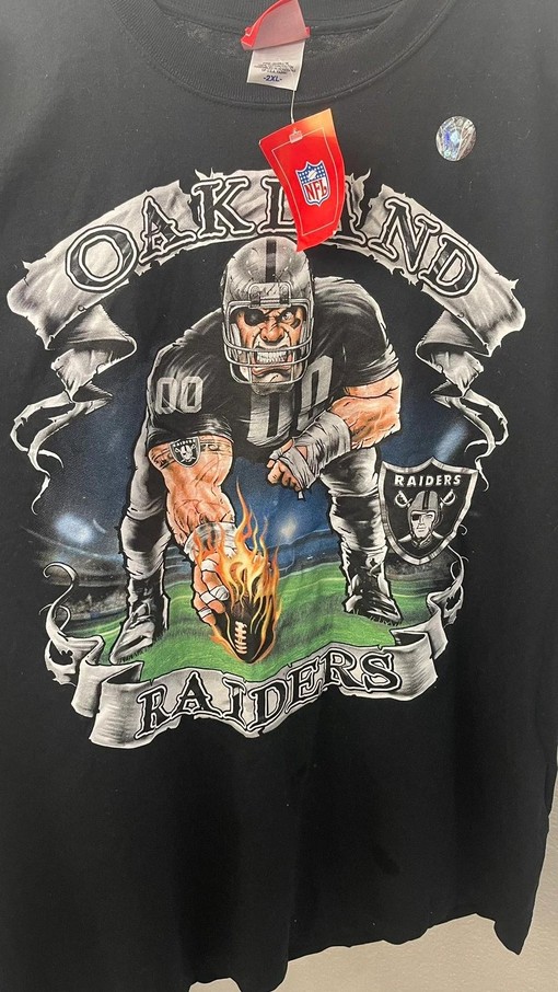 NFL Football Oakland Raiders Vintage Sweatshirt T-shirt - Ideal Gift for College Shirts & NFL Fans - Image 2