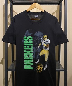 NFL Green Bay Packers Sweatshirt T-shirt - Vintage Style and Ideal Gift for Fans with college shirts