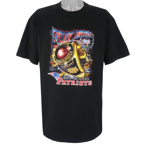 NFL New England Patriots, Super Bowl Champions Ring T-Shirt 2002 Vintage Unisex Sweatshirt
