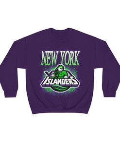 NHL New York Islanders Halloween Retro Sweatshirt Hoodie T-Shirt for Hockey Lovers