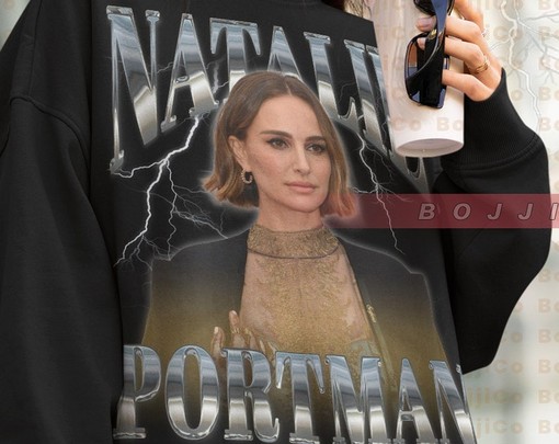Natalie Portman Vintage Sweater, Leon & Mathilda Retro 90s Sweatshirt, Black Swan Actress Homage T-shirt - Image 4