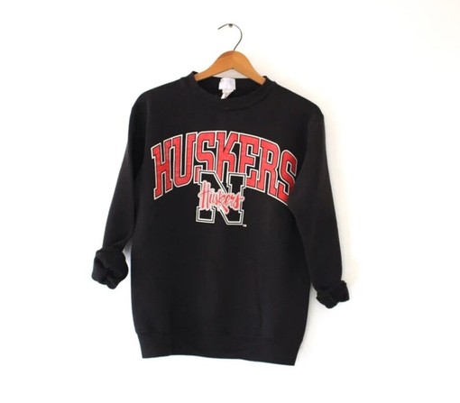 Nebraska Huskers Vintage Sweatshirt (ncaa shirts women)