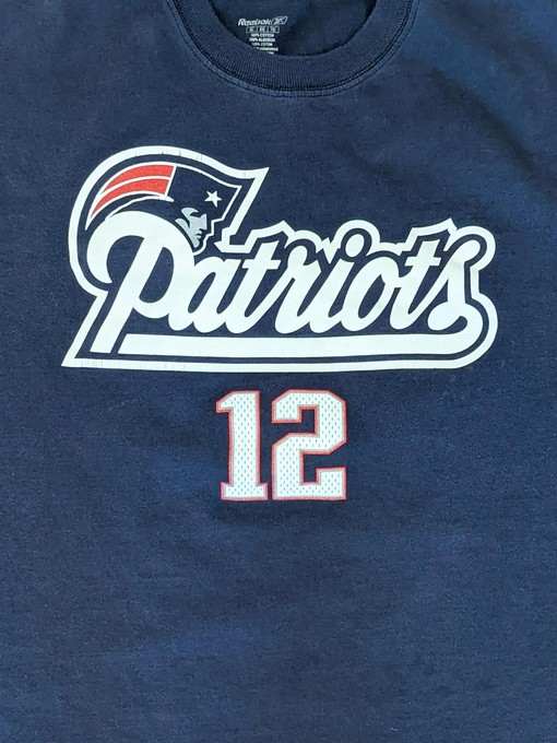 New England Patriots Tom Brady No. 12 Vintage Hoodie Sweatshirt for Fans - Image 2