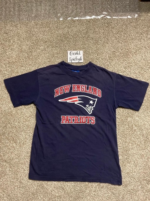 New England Patriots Vintage NFL Sweatshirt T-shirt for Fans
