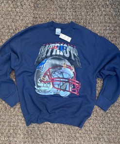 New England Patriots Vintage Style 1995 NFL Sweatshirt T-shirt - Ideal Gift for Fans - Mens Sport Shirts