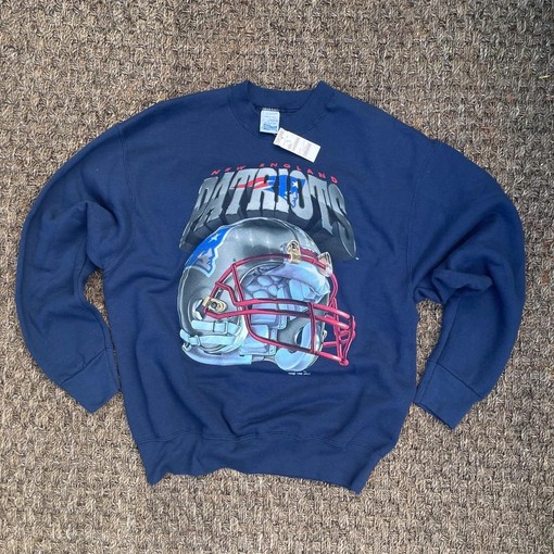 New England Patriots Vintage Style 1995 NFL Sweatshirt T-shirt - Ideal Gift for Fans - Mens Sport Shirts