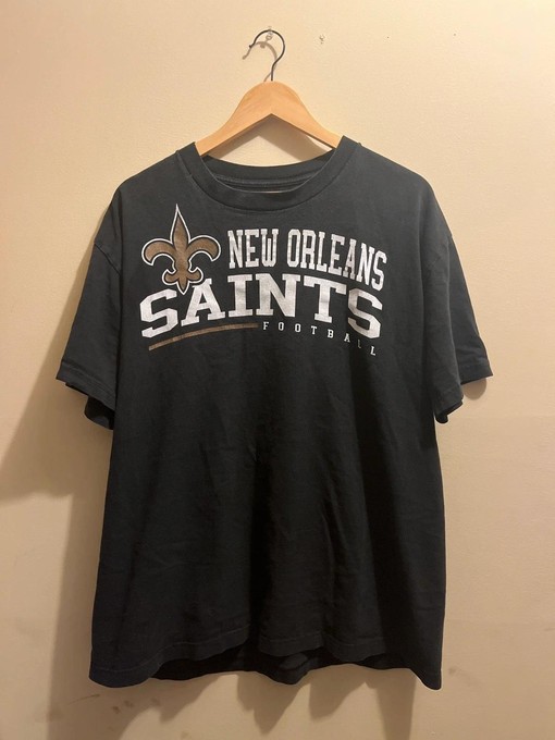 New Orleans Saints Football Sweatshirt T-shirt, Perfect for NFL Fans