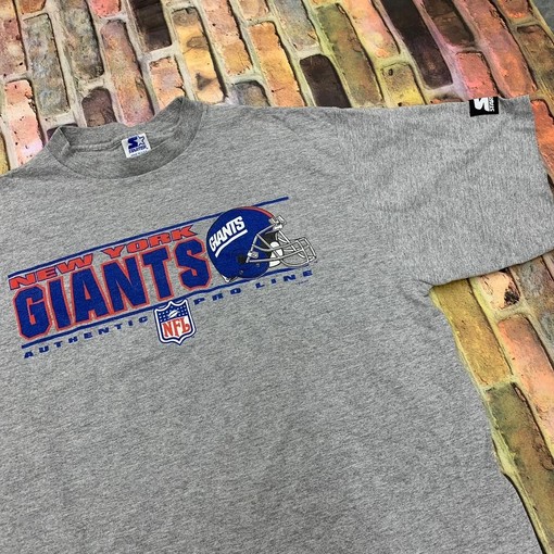 New York Giants Vintage Sweatshirt T-shirt - Ideal Gift for Retro NCAA Shirts & NFL Fans - Image 2