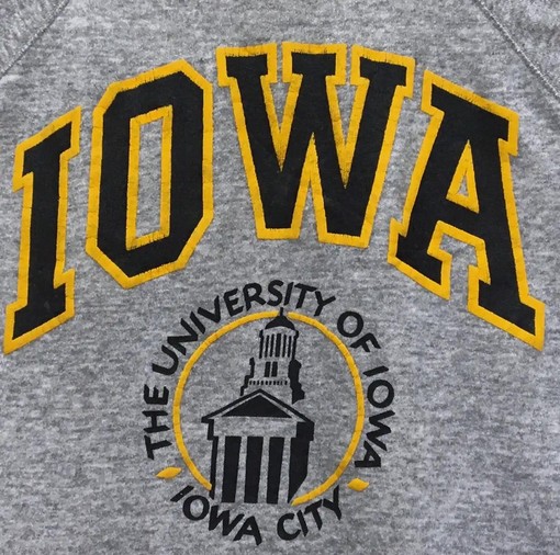 Nice 80S University of Iowa Sweatshirt Hoodie Football Game Day T-Shirt Lover for NCAA Fans - Image 2