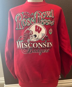 Nostalgic NCAA Apparel for Fans: Vintage Wisconsin Badgers 1994 Rose Bowl Crewneck Sweatshirt