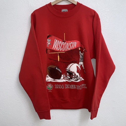 Nostalgic NCAA Fanwear: Vintage Wisconsin Badgers 1994 Rose Bowl Red Crewneck Sweatshirt