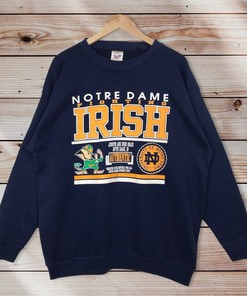Notre Dame University Vintage Style Crewneck Sweatshirt Sweater Pullover, NCAA