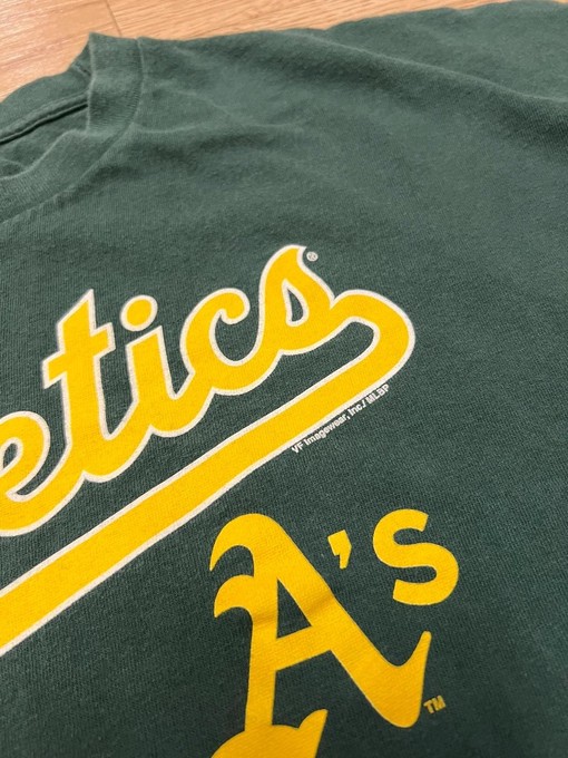 Oakland AS Vintage Sweatshirt T-shirt - Ideal Gift for Mens Sport Shirts & NFL Fans - Image 2