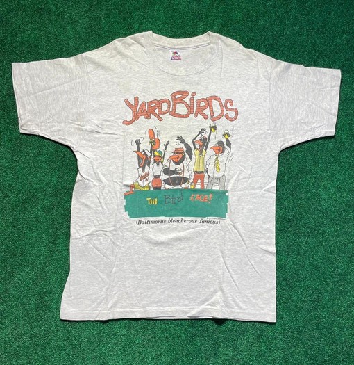 Official Merchandise: Vintage Fruit of the Loom MLB Baltimore Orioles T-Shirt for Fans