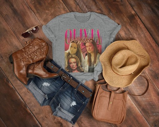 Olivia Wilde Homage Tshirt for Women, Olivia Wilde Fan Tees, Thirteen House Shirt, Retro 90s Sweater - Image 4