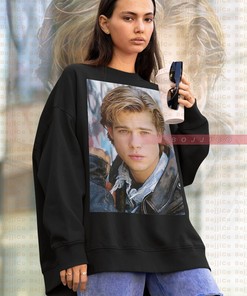 Once Upon a Time in Hollywood Brad Pitt Sweatshirt, Retro 90s Aesthetic Tee - Movie Shirts for Boys