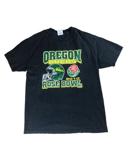 Oregon Ducks Rose Bowl Black Graphic T-Shirt and Hoodie for Fans