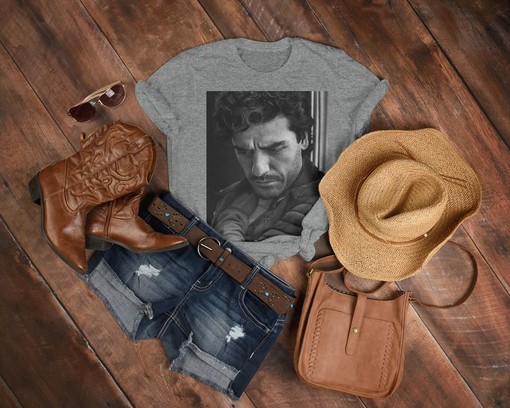 Oscar Isaac Estrada Shirt, Oscar Isaac American Actor Tshirt, Vintage 90s Vintage Distressed Shirt, 90s Style - Image 3