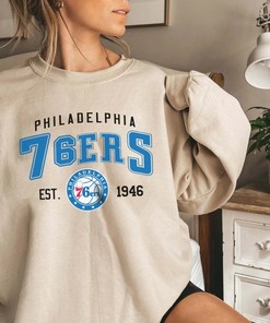 Philadelphia 76ers Vintage NBA EST 1946 Logo Sweatshirt - Classic Design for Basketball Fans