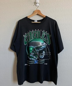 Philadelphia Eagles 90s Vintage Style Sweatshirt T-shirt - Ideal Gift for Football Fans